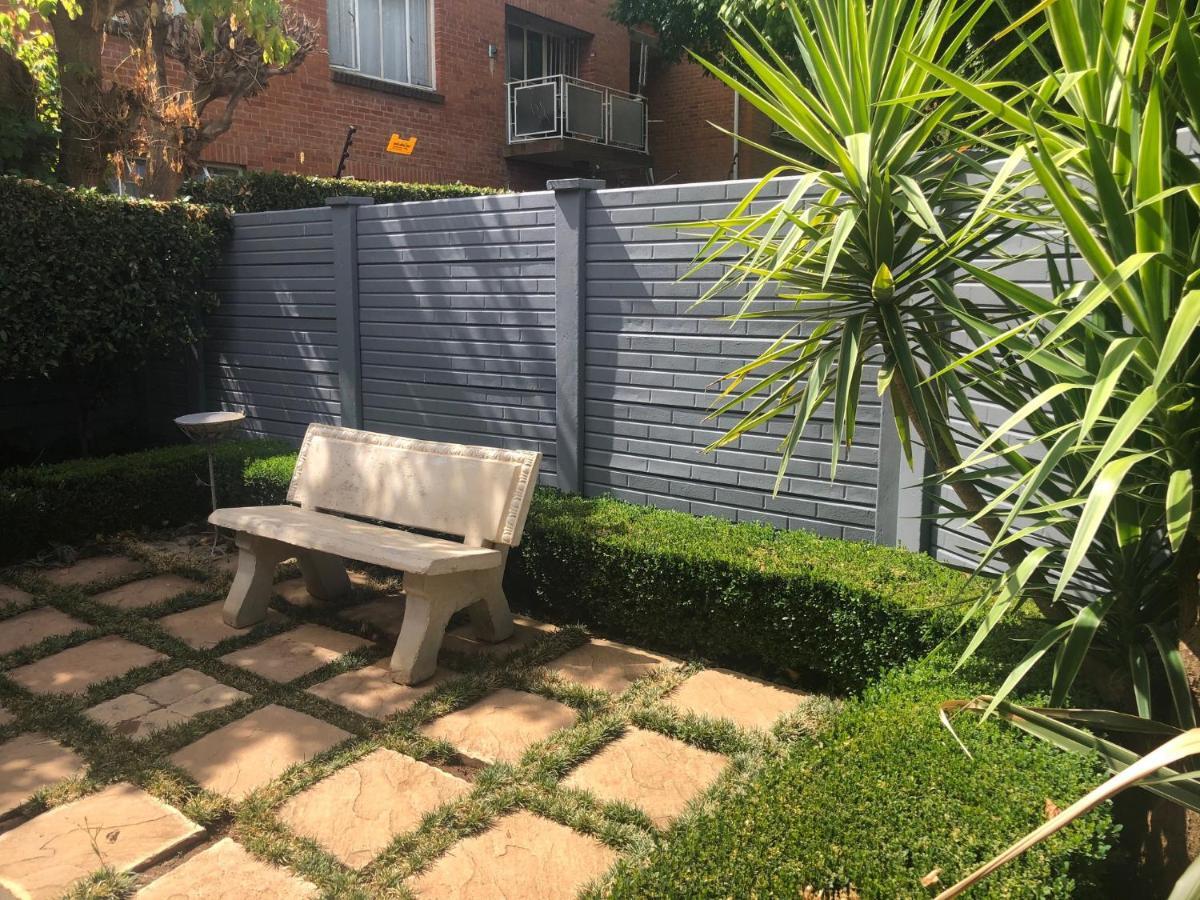 Acacia Westdene B&B Bloemfontein Eksteriør billede