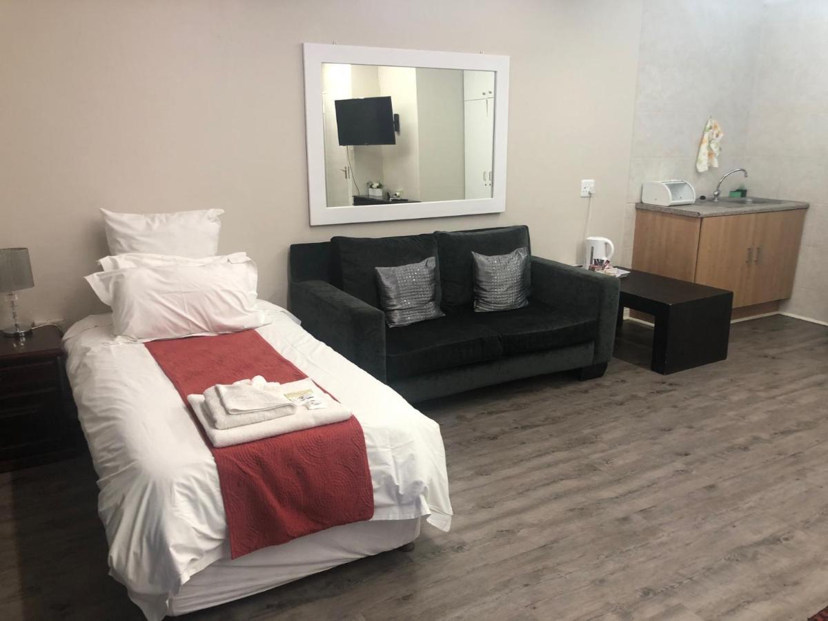 Acacia Westdene B&B Bloemfontein Eksteriør billede