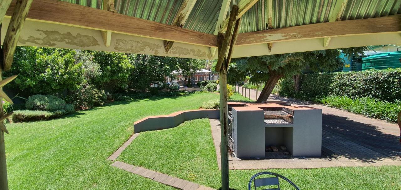 Acacia Westdene B&B Bloemfontein Eksteriør billede