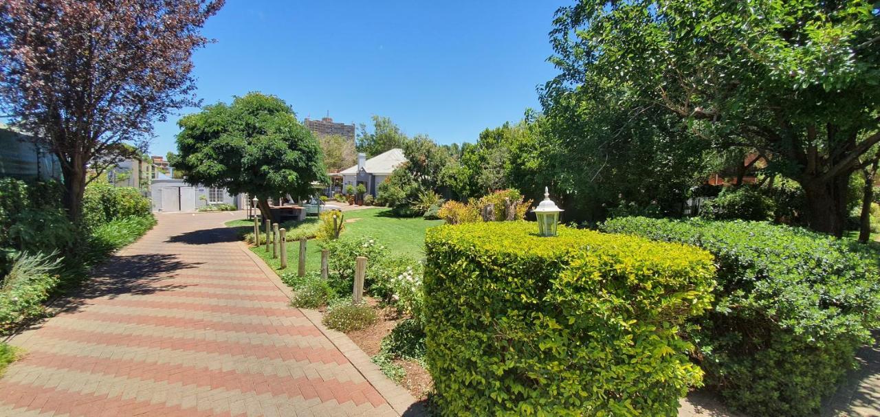 Acacia Westdene B&B Bloemfontein Eksteriør billede