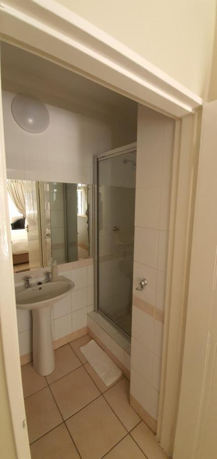 Acacia Westdene B&B Bloemfontein Eksteriør billede