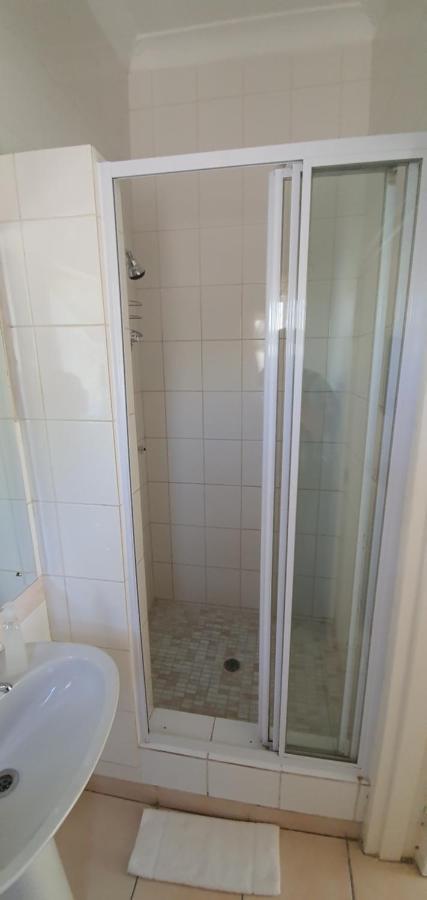 Acacia Westdene B&B Bloemfontein Eksteriør billede